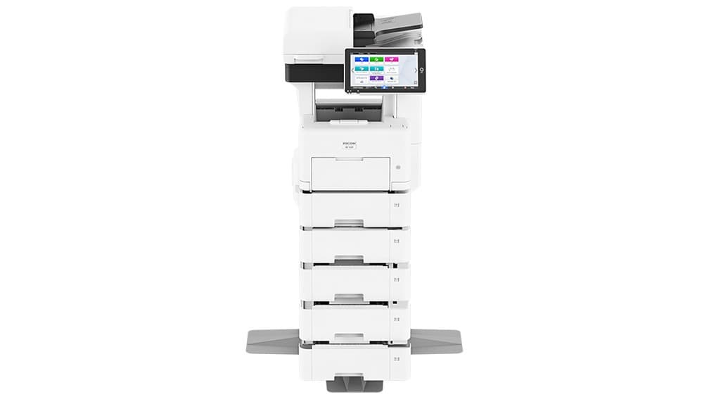 Ricoh IM 550F con cuatro bandejas de papel opcionales