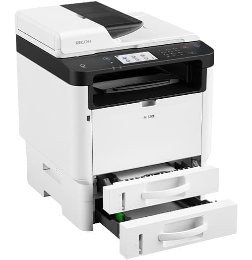 Ricoh M 320F con bandejas de papel abiertas