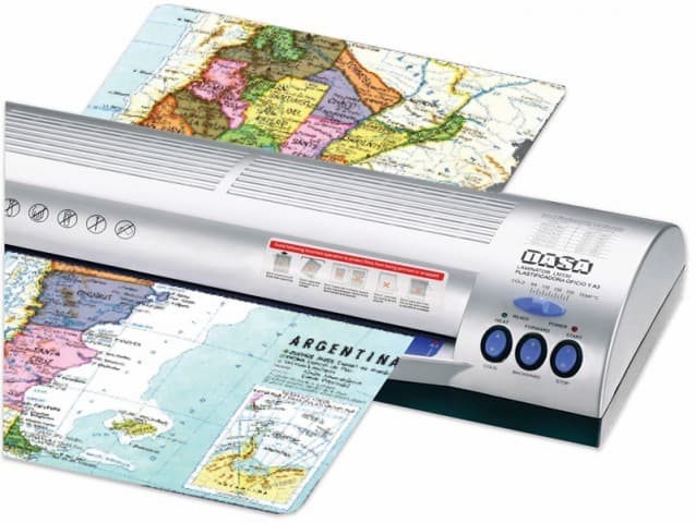 Plastificadora DASA LM330 A3 / Oficio en uso, plastificando un documento