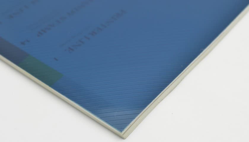 Tapas de polipropileno gofrado DASA azul para encuadernación, detalle de la textura